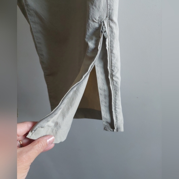 The North Face Convertible Belted Zip Off Hiking Pants Mens 36 Stone Beige - Picture 6 of 7